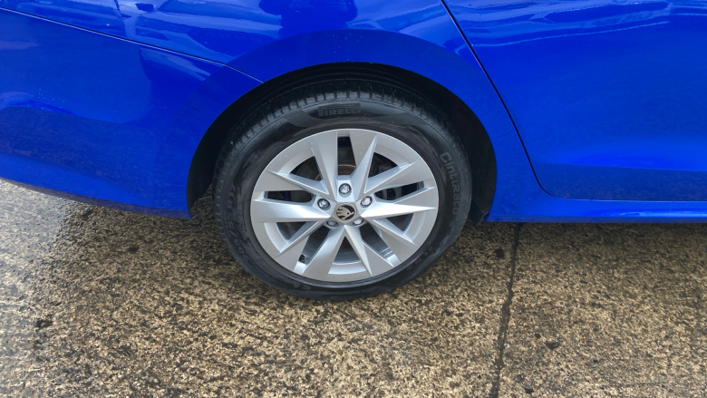 Skoda Octavia 1.4 TSI iV SE L DSG 5dr Hatchback